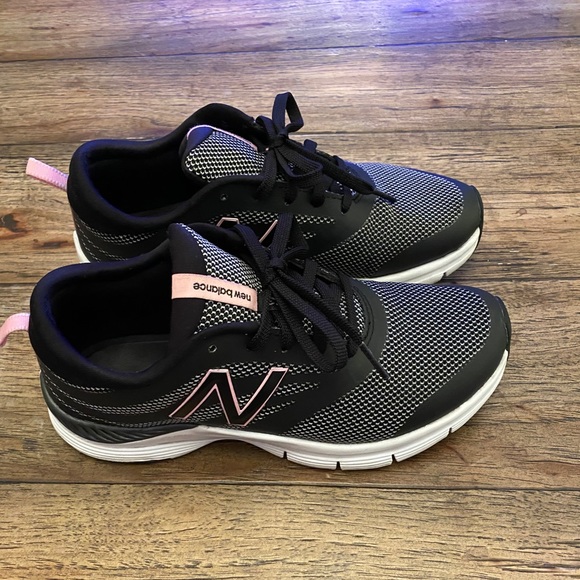 New Balance Graphic Blk/Pink Running Shoes - Picture 5 of 6